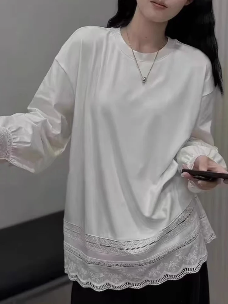

Spring 2025 White Lace Splice Bubble Sve Design Loose Long Sve round Ne T-irt Women's Top Korean Sle Commute