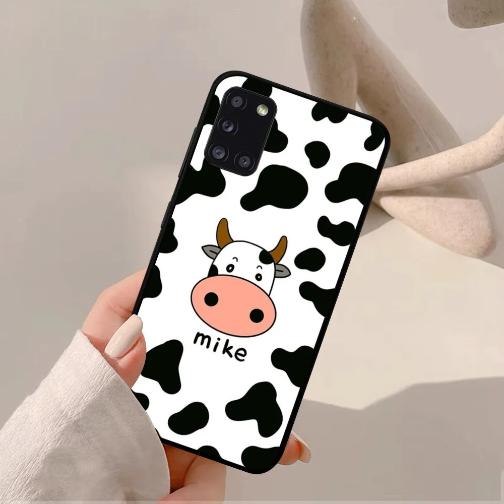 White Black Cow print Phone Case For Samsung A 10 11 12 13 20 21 22 30 31 32 40 51 52 53 70 71 72 73 91 13 shell