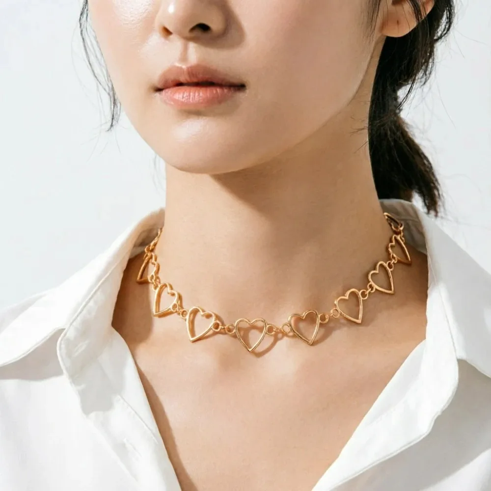 New Hollow Korean Sweet Love Heart Choker Necklace Statement For Women Girlfriend Gifts Fashion Jewelry Accessories