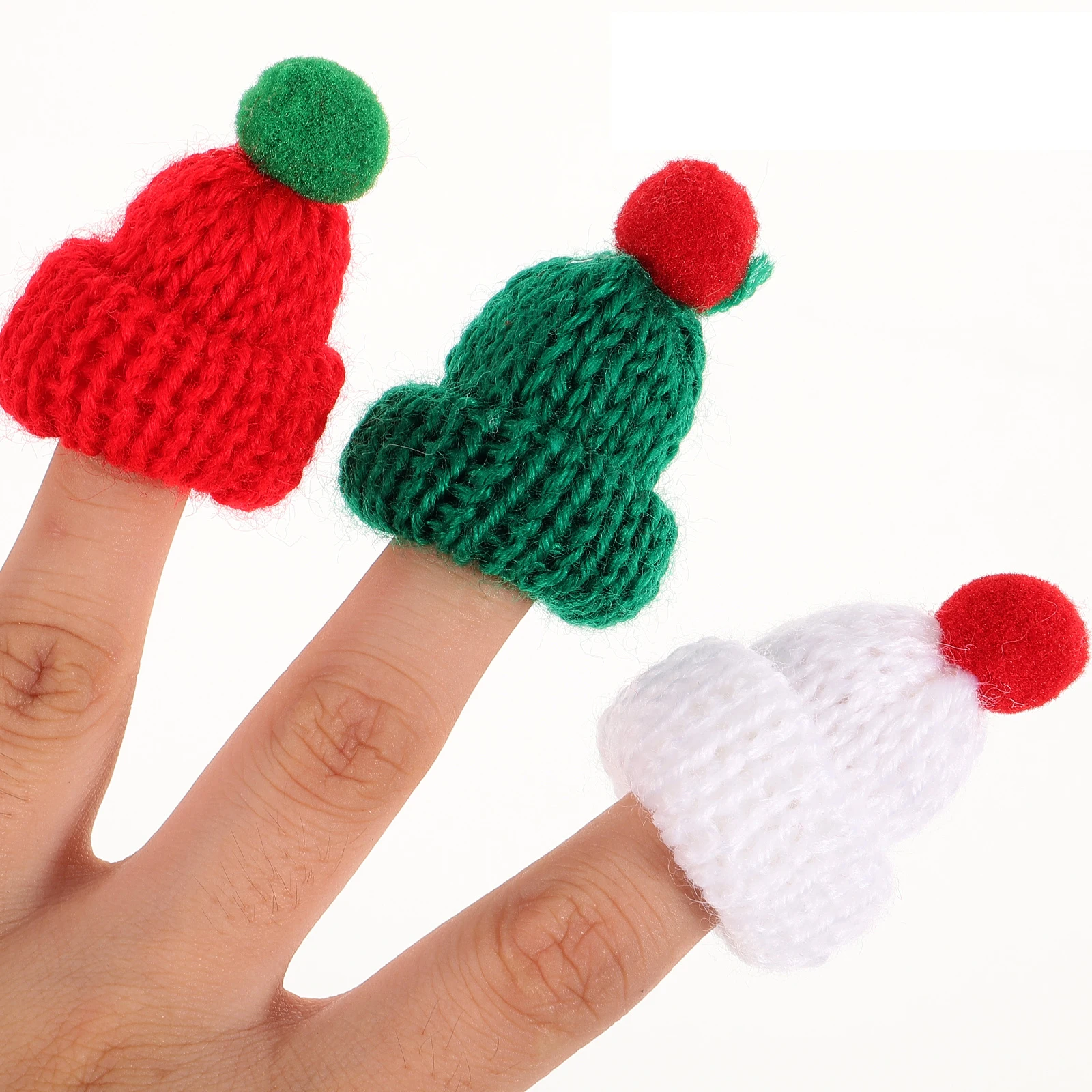 

6Pcs Mini Christmas Hat and Scarf DIY Craft Decor Knitted Phone Case Supplies Mini Hat Scarf Christmas Decor DIY Supplies