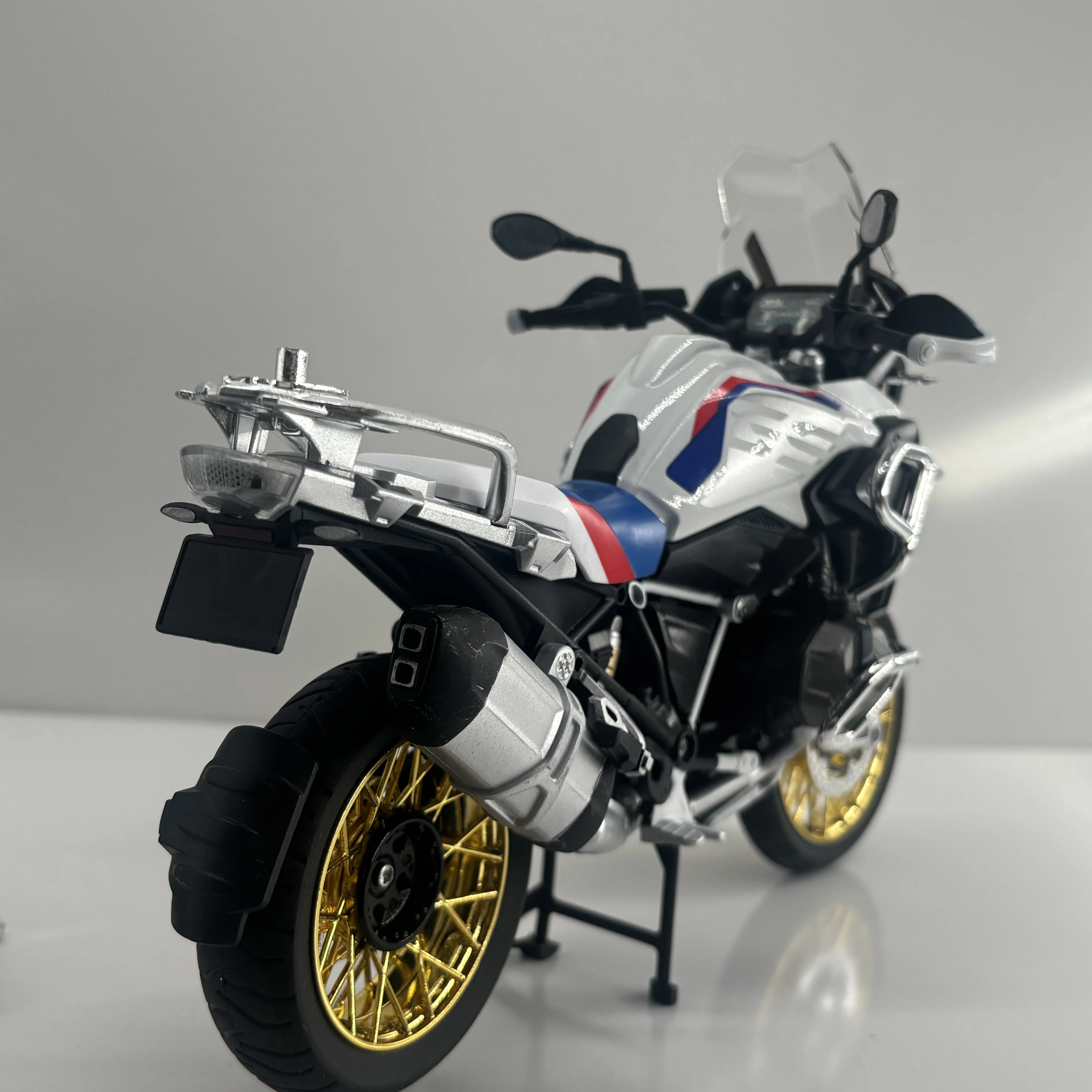 1:9 BMW R1250 GS لعبة الطيور المائية نموذج دراجة نارية للأطفال دييكاست سيارة معدنية مصغرة جمع هدية للبنين M54 #4