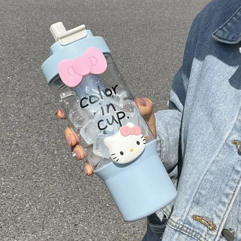 Süße Hallo Kitty Anhänger Anime Kawaii Sanrio Speicher Wasser Tasse niedlichen Cartoon große Kapazität tragbare Flasche Tasse Geschenke Spielzeug