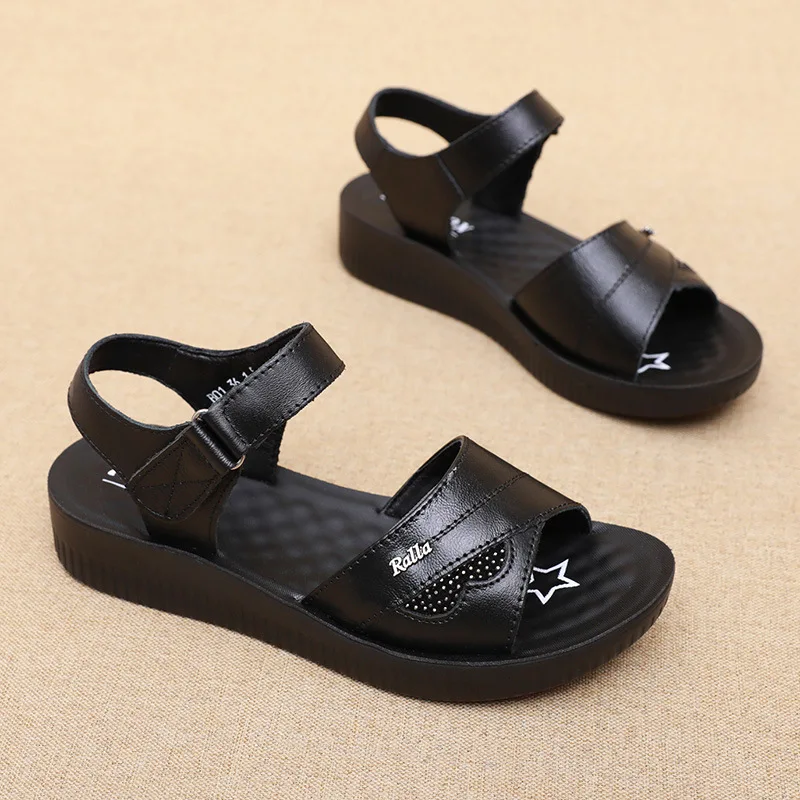 Summer Sandals Women Genuine Leather Solid Color Casual Beach Sandals Mother Shoes Non-slip Soft Bottom Elderly Casual Shoes