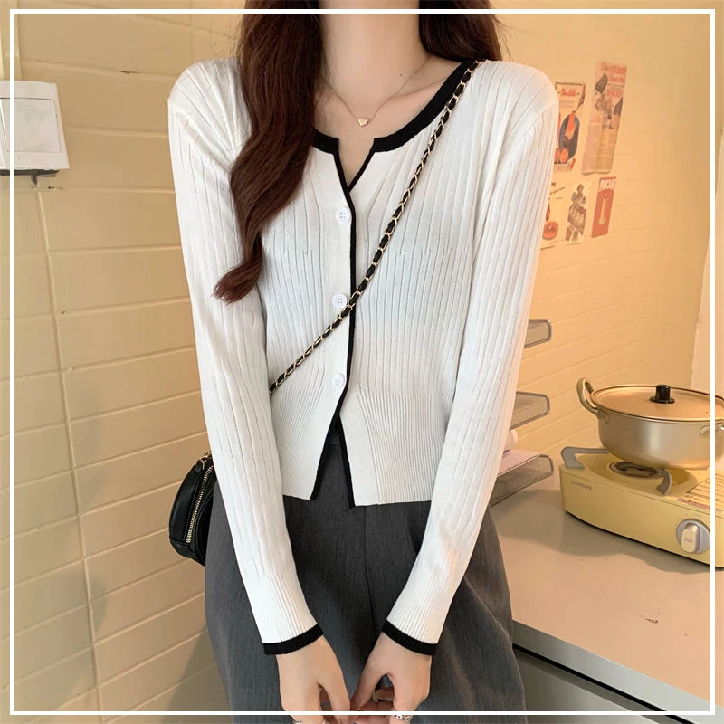 

Women's Spring Autumn 2024 New Patchwork V-neck Button Screw Thread Fashion Solid Color Slim Versatile Long Sleeved Knitted Top