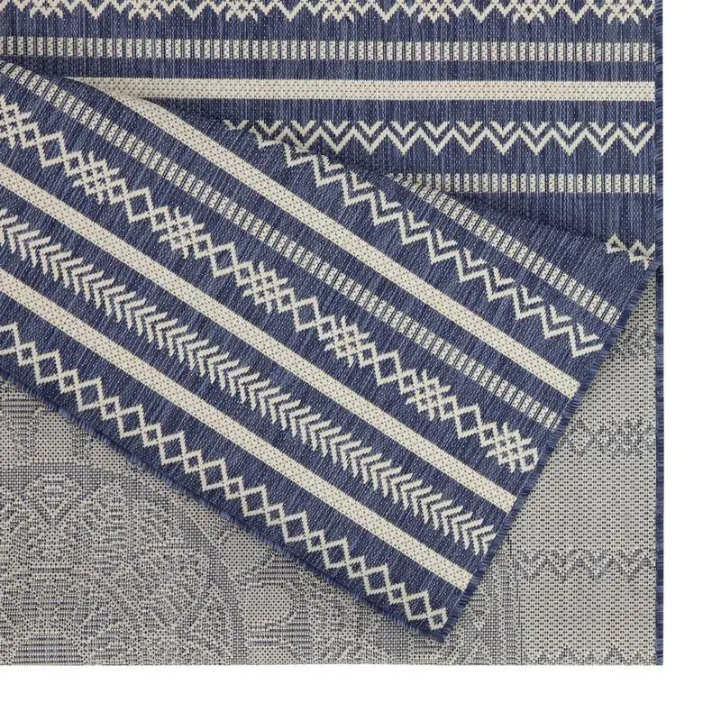 Blauer 7'10" x 10'3" Innen-/Außenbereichsteppich