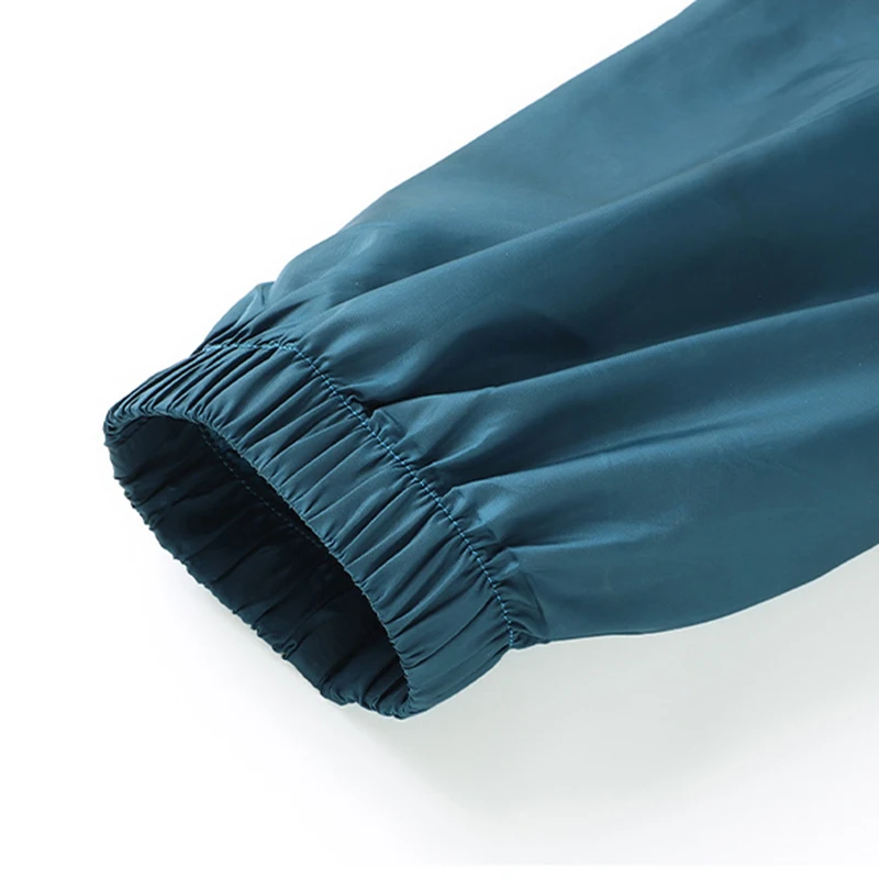 ฤดูร้อนใหม่ผ้าไหมน้ําแข็งHoodedครีมกันแดดเสื้อผ้าบางส่วนอัลตราไวโอเลตBreathableพิมพ์เสื้อแฟชั่นกลางแจ้งผู้ชาย