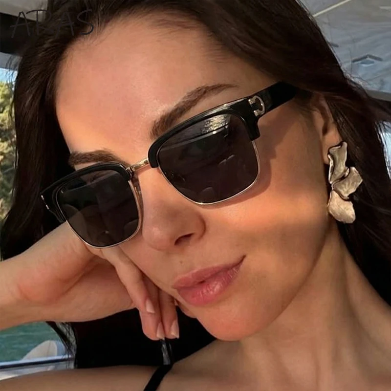 

New Photochromic Sunglasses Women Luxury Designer Black Gold Square Frame Sun Glasses Retro Driving Eyewear Female Trend Shades