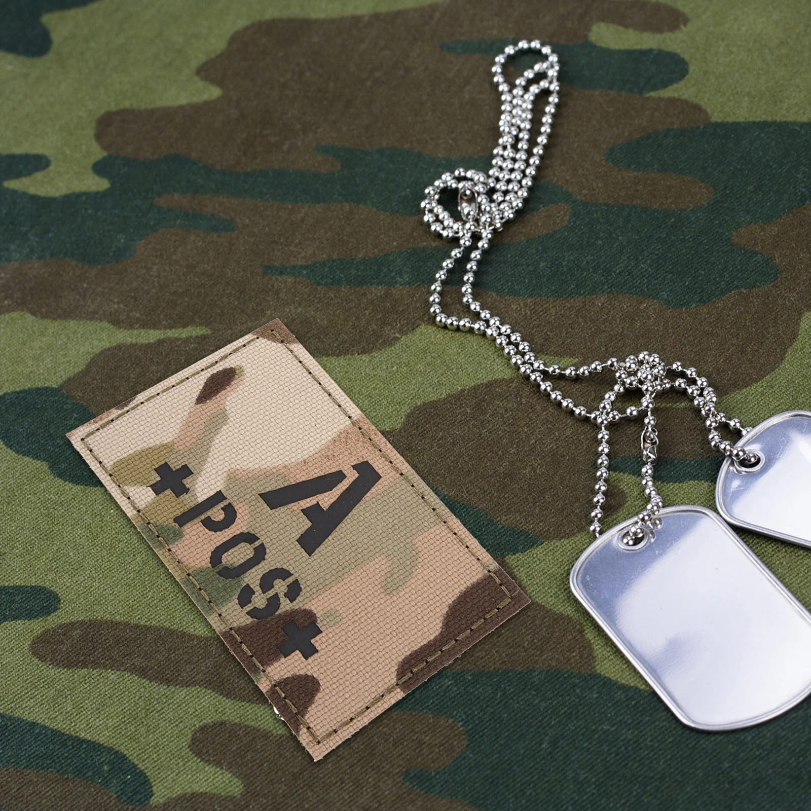 

2Pcs Reflective Blood Type Patch Hook and Loop for Military Equipment Blood Type Patch Military Patches