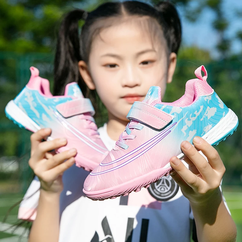 Luxury New Children Football Shoes Soccer Boots Kids for Boys Girls Teenager Sneakers Students Cleats Running Training Outdoor