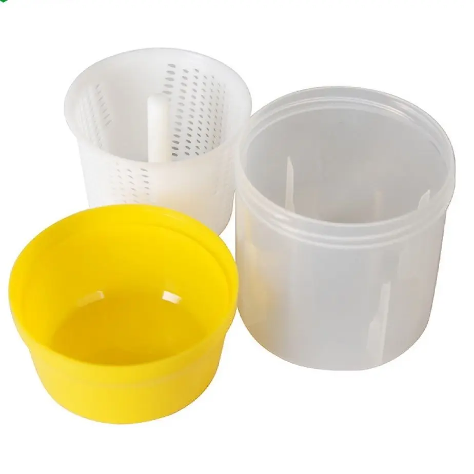 Export The New Mite Shaker,  Tester Smoker, Atomizer, Bee Adding Water To Remove