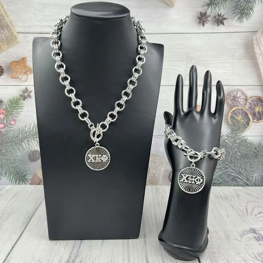 Chi Eta Phi Sororit…