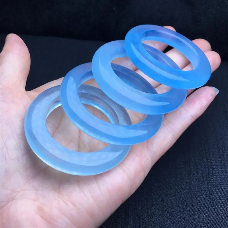 

Natural Aquamarine Circular Ring Pendant Handmade Crystal Quartz Jewelry High Quality Birthday Gift 1PCS