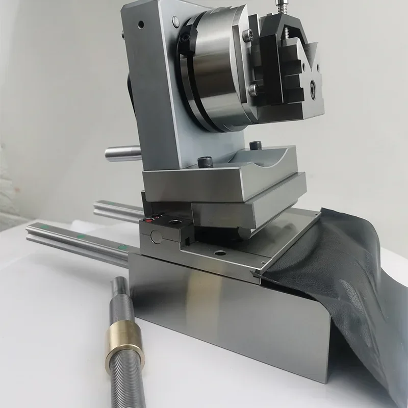 Medium-Sized Bevel Grinding Machine Can Hold up to 50mm Tapered Bevel Teeth