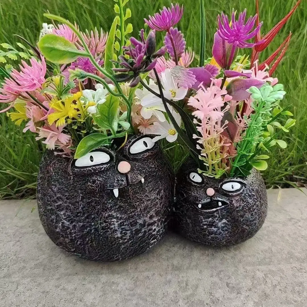 Black Kitten Shaped Resin Succulent Planter Cute Ugly Cat Sculpture Vase for Home Living Room Courtyard Decor