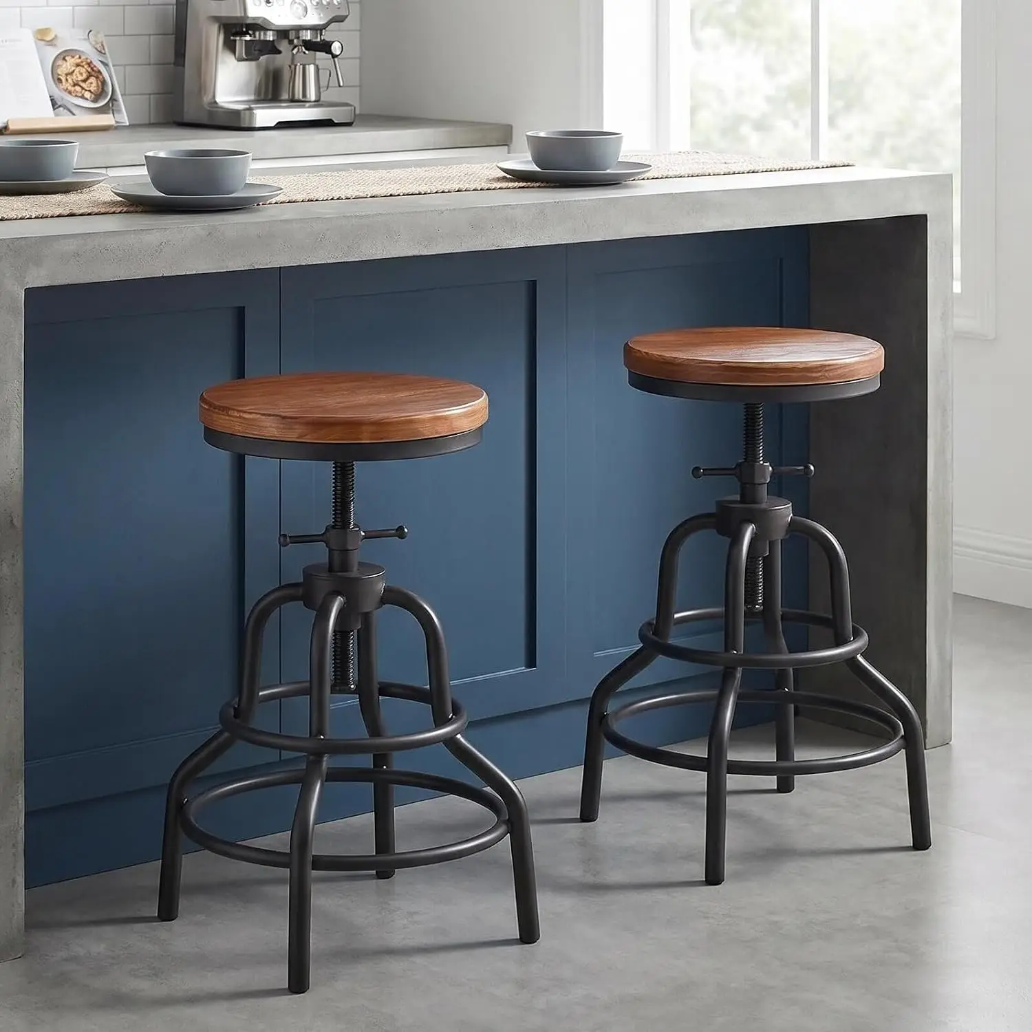 Bar Stools, Screw Twist Height Adjustable Counter Stool with Round Solid Wood Seat, Matte Black Iron Frame, 440LBS Load Capacity for Home Bar Cafe Workshop, Set of 2, Brown Wood