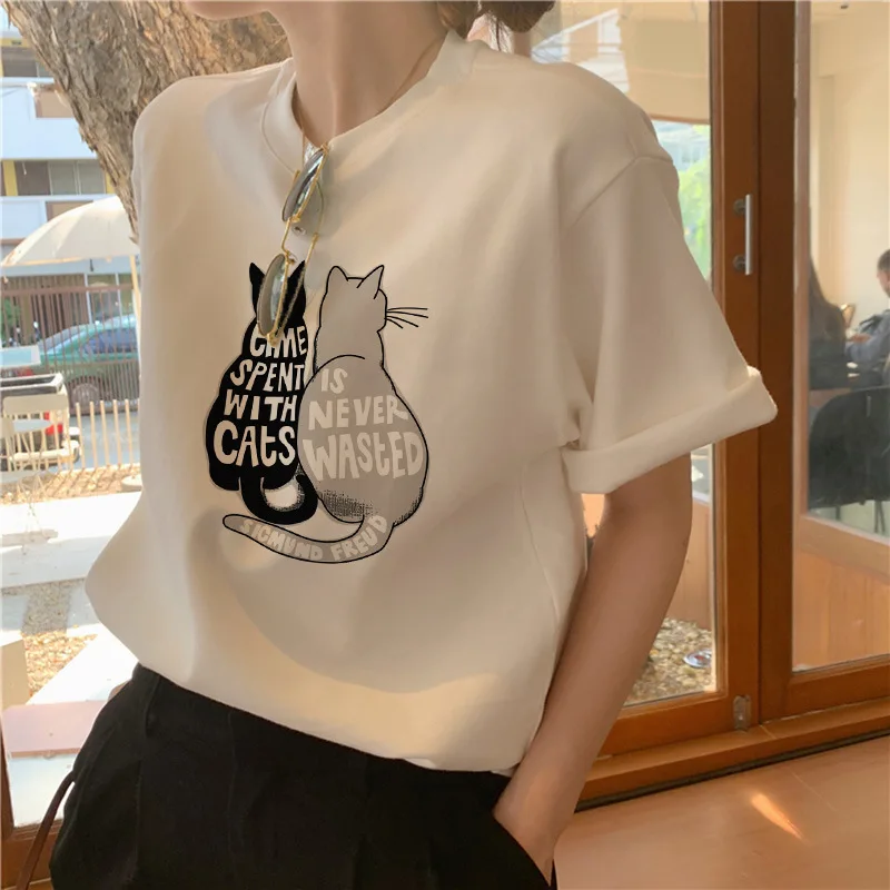 เสื้อยืดแฟชั่นลำลองสไตล์สปอร์ตแขนสั้นทรงหลวมผ้าฝ้ายสไตล์เรโทรสำหรับผู้หญิงปี 2025 แนวสตรีท คอลเลจ Y2K ฮาราจูกุ