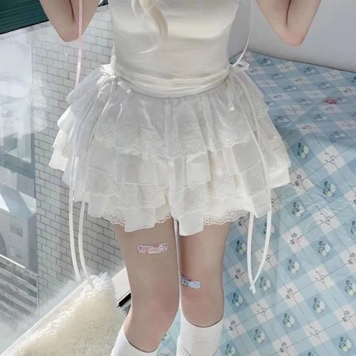 Imagen 2 del producto Minifaldas blancas de encaje para mujer, retales, corte en A, lazo de calle, moda coreana Y2k, falda Harajuku que combina con todo, ropa de calle Ins