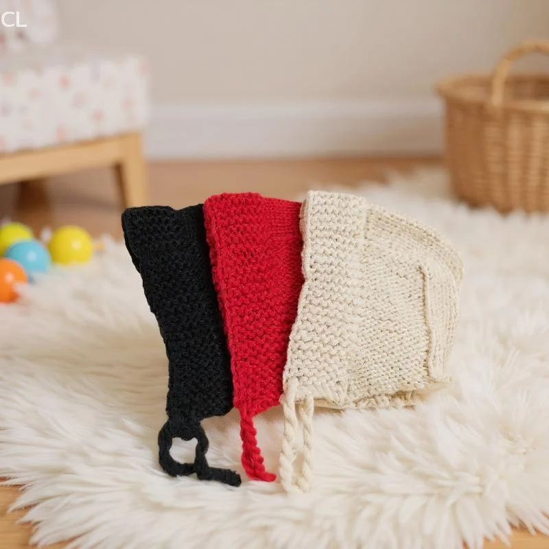 قبعة متماسكة بسيطة وعصرية متعددة الاستخدامات قابلة للتنفس كاجوال مريحة ودافئة على شكل خط شعر بلوفر صغير لتعرض الوجه