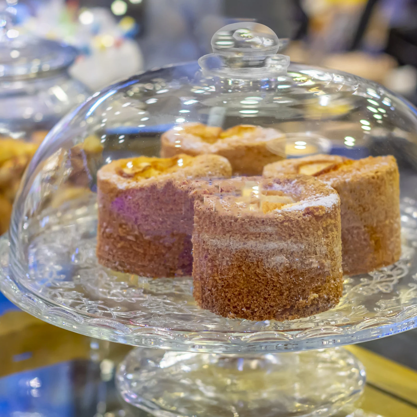 

1pc Food Cover Premium Plastic Dustproof Snack Protector Handle Easy Storage Cloche for Cake Dessert Kitchen Utensil