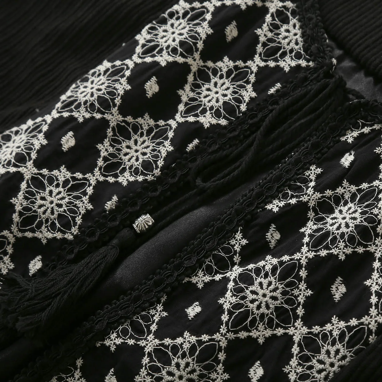 レトロな刺繍入り花柄オープンカーディガンベスト レディース 春夏 スリベルト付きレイヤリングアウターウェア ショルダーパッド付きトップス