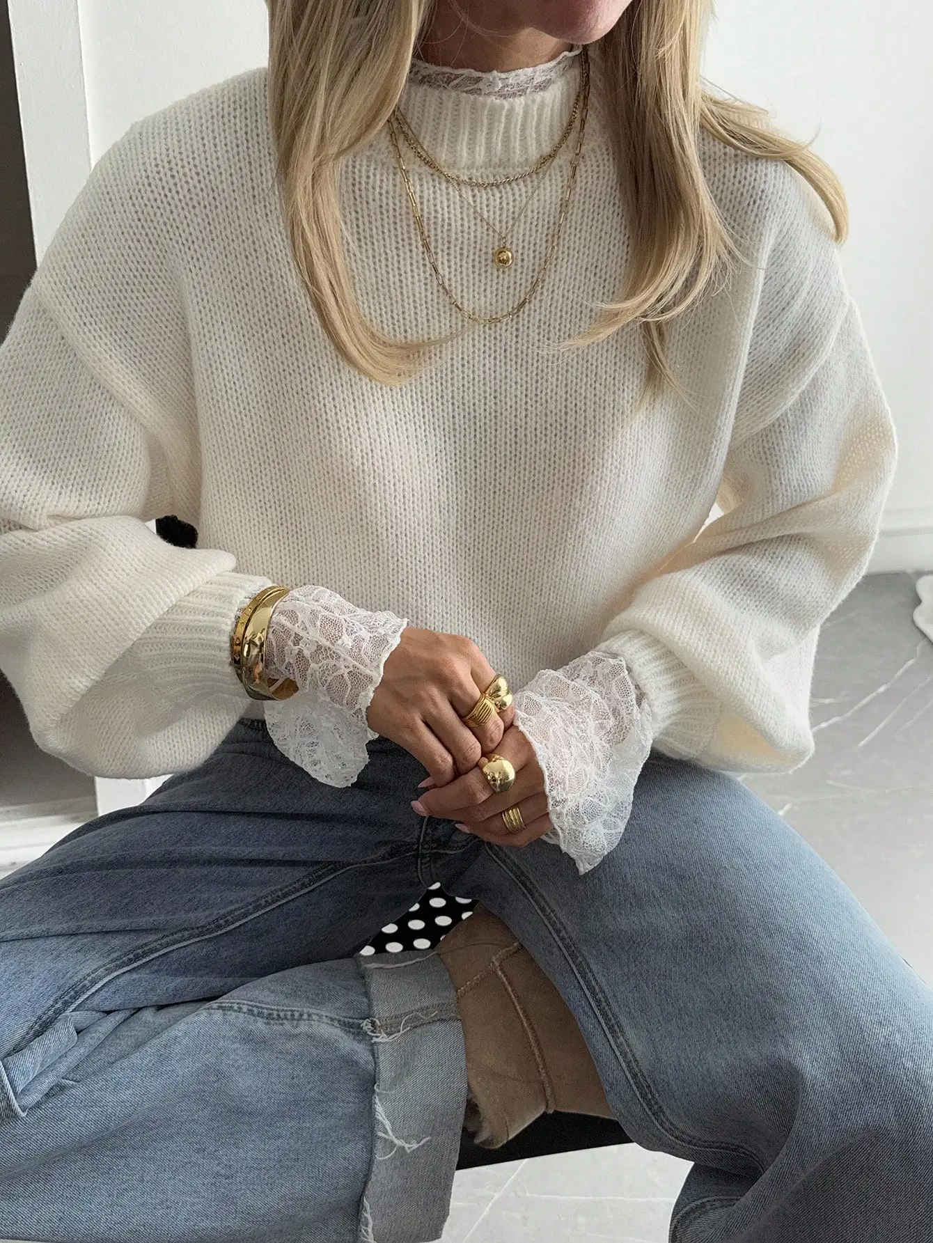 

Женский свободный вязаный свитер с кружевными манжетами и высоким воротником, повседневный осенний стиль