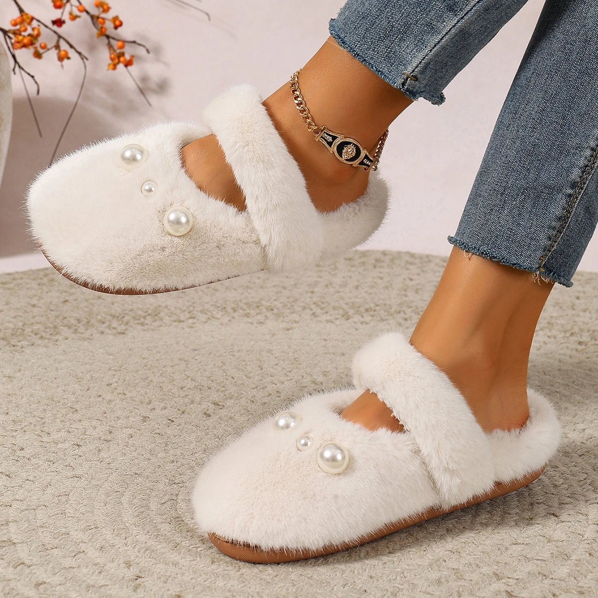 Luxury Pearl Fluffy Fur Home Cotton Slippers Women Winter Comfortable Short Plush Flat Heel Shoes Ladies White Soft Sole Slides