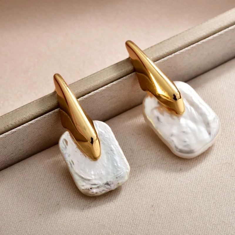 

New fashion jewelry 14K gold plated simple square natural baroque freshwater pearl earrings elegant women's daily accessories