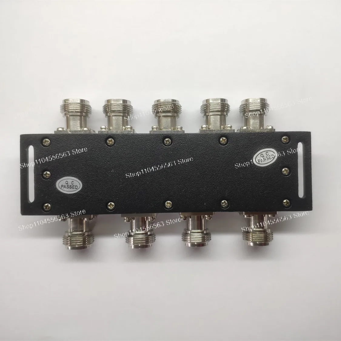 GNSS Signal Amplifier Active Splitter with Gain Compensation for GPS Antenna Distribution Loss