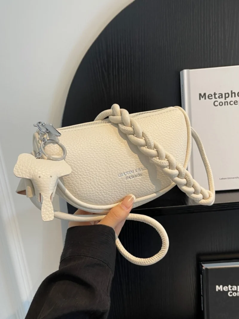 

Super Soft Fashionable Saddle Bag Commuter Crossbody Phone Bag Simple Design Mini Elephant Accessory Casual Versatile