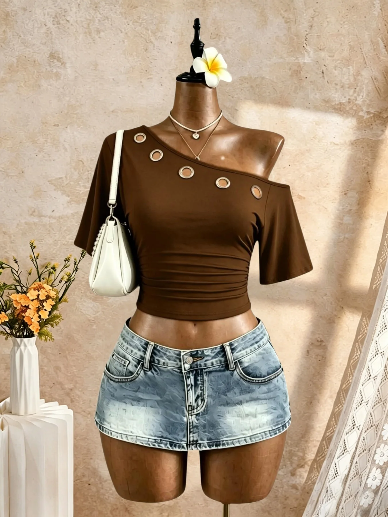Damen One-Shoulder-Top mit Ösen, Metallring-Ausschnitt, kurzen Ärmeln, gerafftem Seitenbund, schmaler Passform, Y2K, lässig, für den Alltag, Streetwear, T-Shirts, Tops – Detail 7