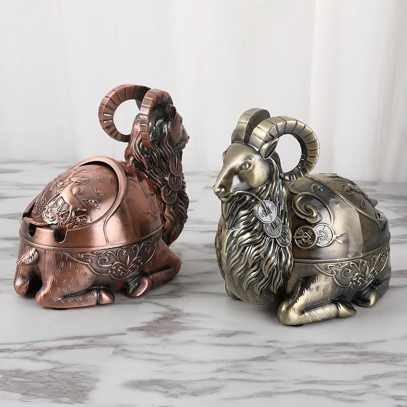 

Retro Animals Model Ashtray Ornaments Metal Anti-fall Multi-function Living Room Ashtrays Give Gifts Decoration Anti-flying Ash