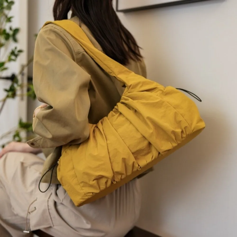 

Модная нейлоновая сумка через плечо с облаком на шнурке в Корейском стиле Ins Style Cloud Tote Bag Индивидуальная портативная женская сумка Cloud