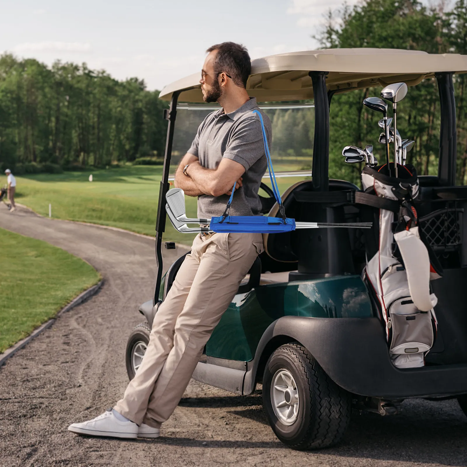 

Small Portable Golf Bag Lightweight Blue Golf Club Bag for Travel Practice with Shoulder Strap Men Universal Wide Shoulder Strap