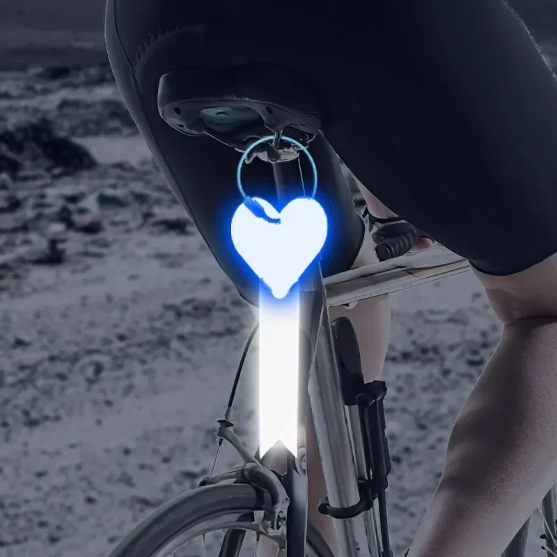 Car Safety Warning Reflective Ribbon Heart High Brightness PVC Streamer Pendant Night Driving Visibility Decor Pink Blue Yellow