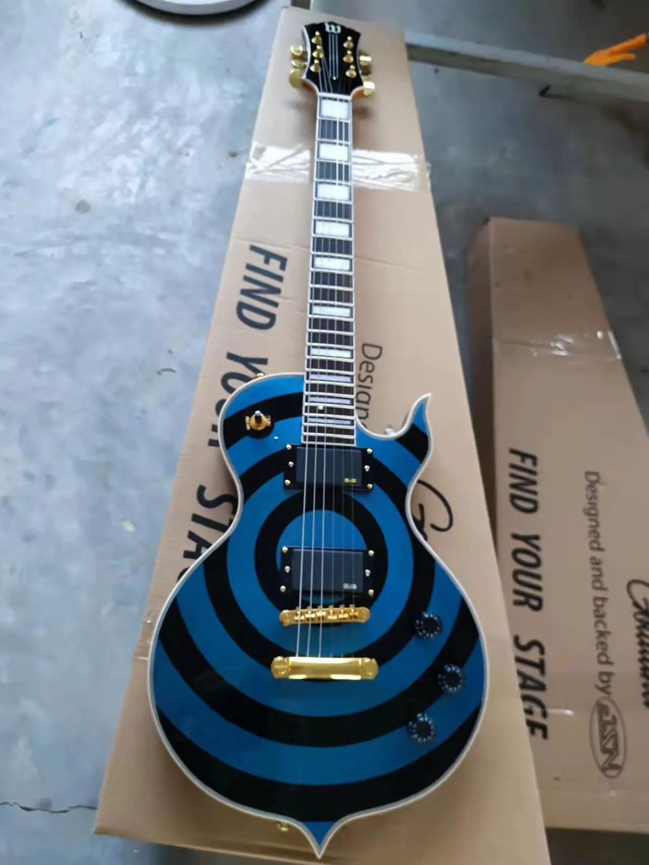 Wylde Audio Odin Grail Zakk metallic blue and black Bullseye Electric Guitar MOP Large Block Inlay Gold Hardware