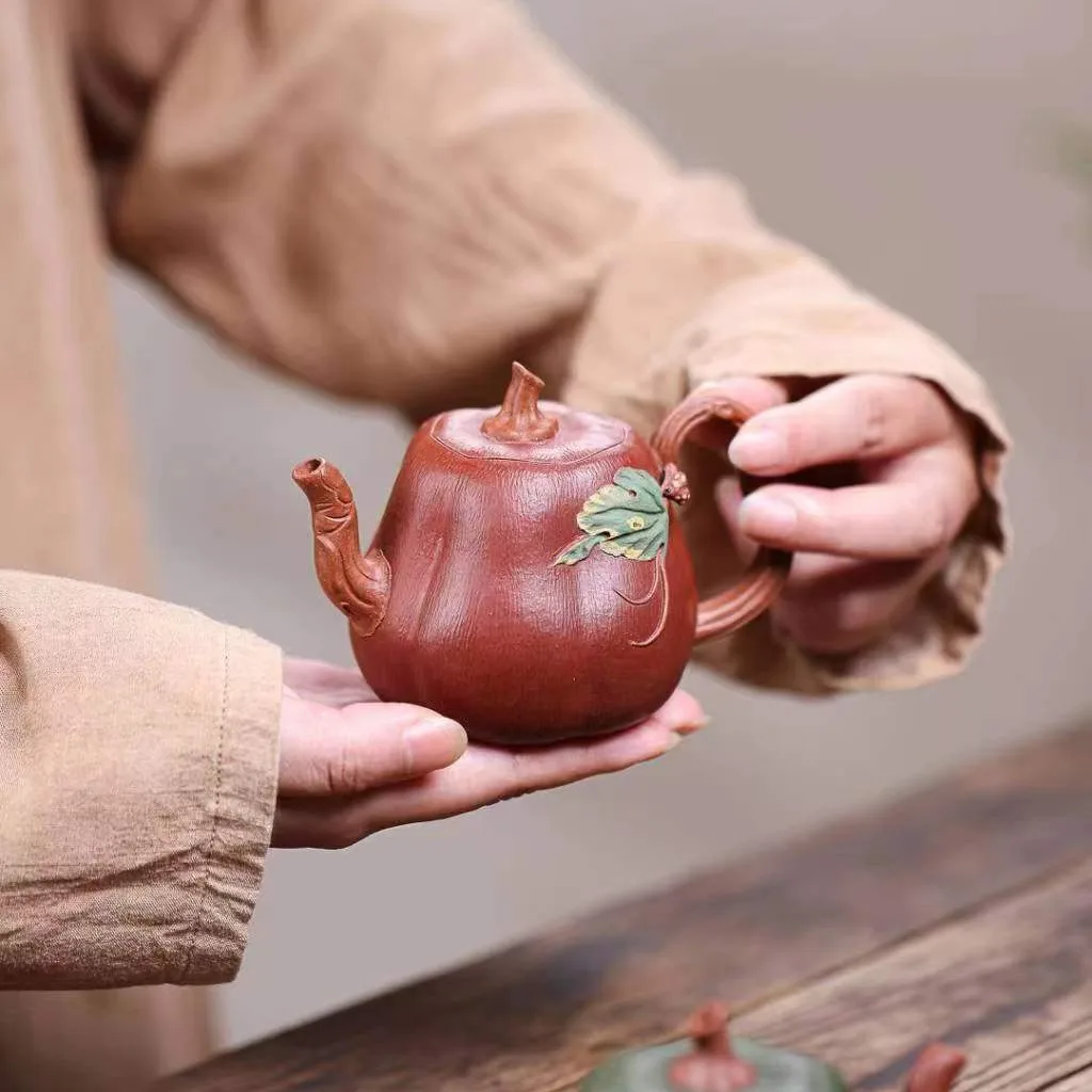 High Quality Real Yixing Jasaho Zisha Clay Teapot Creative Boutique Supportable Bionic Flower Purple Pot Set