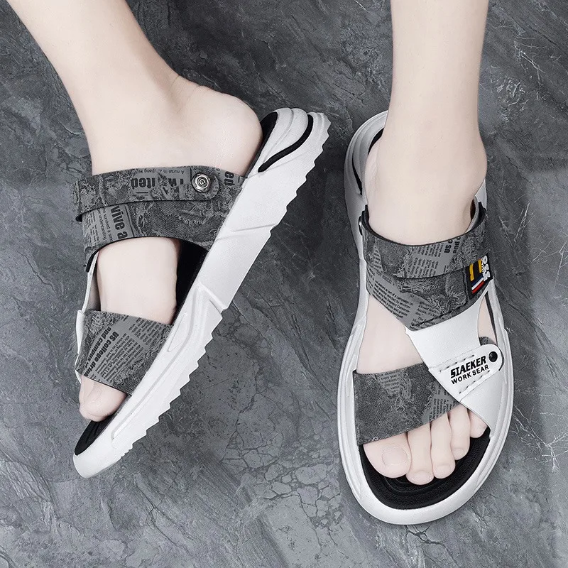 2023 New Style  Outdoor Casual Shoes  Comfortable Breathable   Lightweight Non  Slip   Beach Men's   Slippers