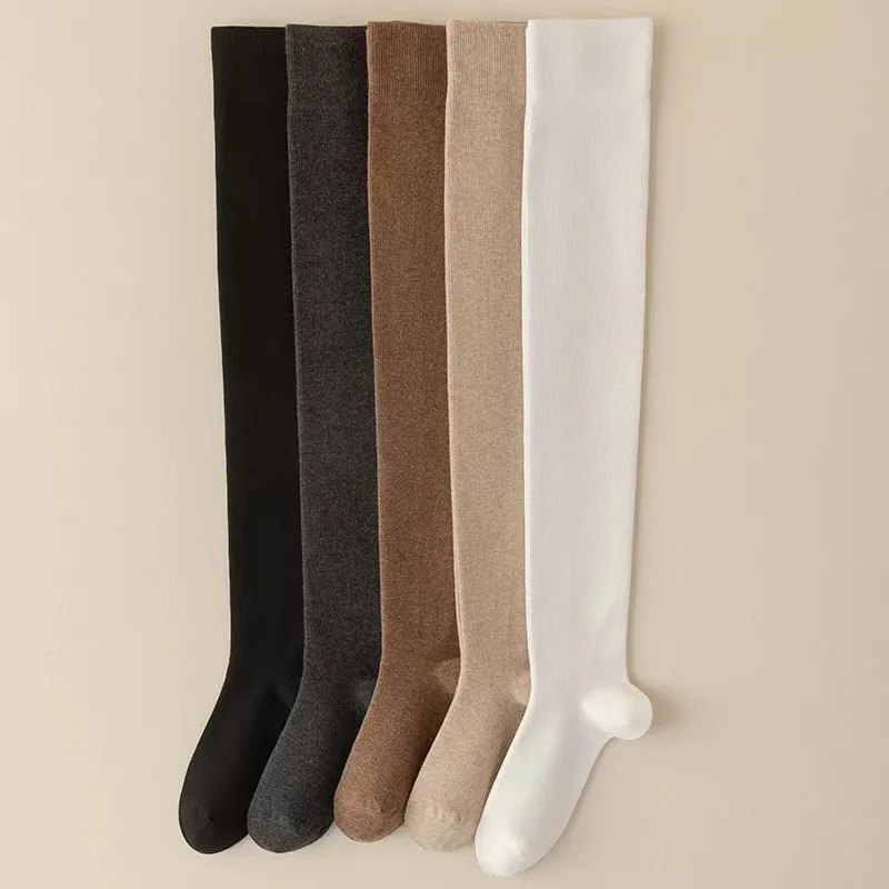 feminino-acima-do-joelho-algodao-alto-sos-antiderrapante-tubo-longo-sos-cor-pura-versatil-outono-inverno-joelho-alto-stoings