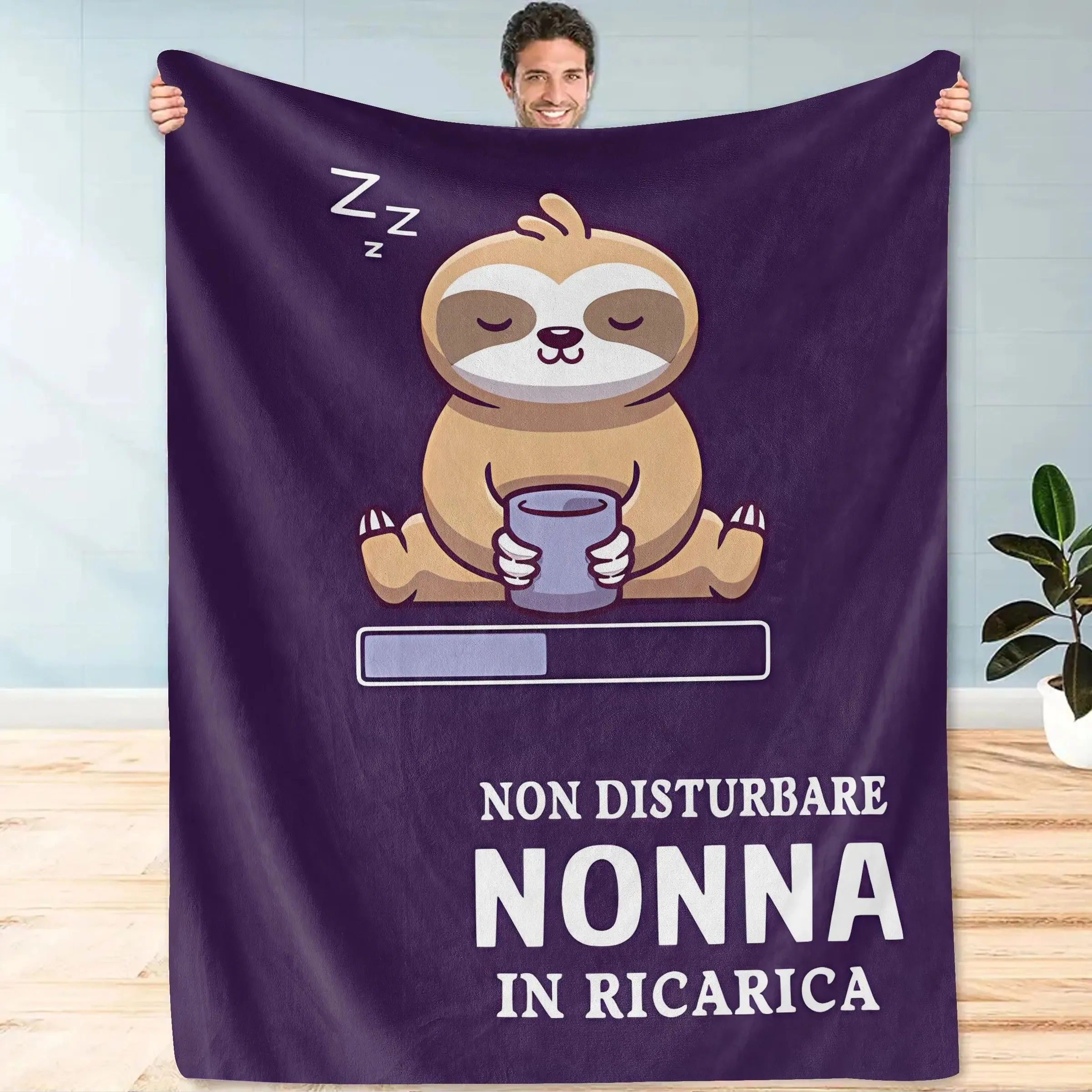 

Уютный фланелевый плед для бабушки с дизайном "Не беспокоить" и спящим ленивцем, мягкий полиэстер, идеальный подарок