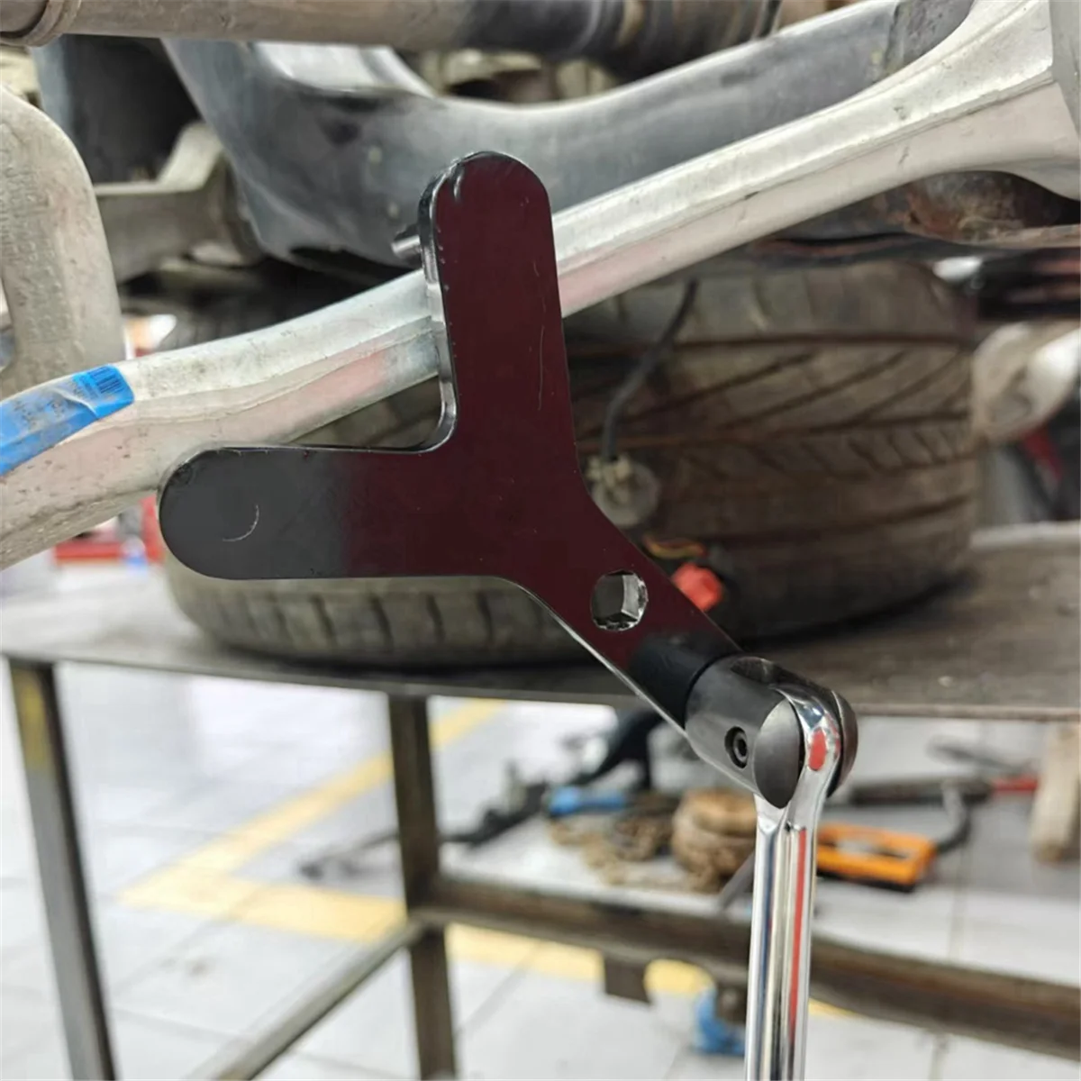 أداة إزالة وصلة ذراع التحكم السفلي للسيارات وذراع التأرجح الأسود أداة تركيب غطاء التعليق للدراجة -L94A #2