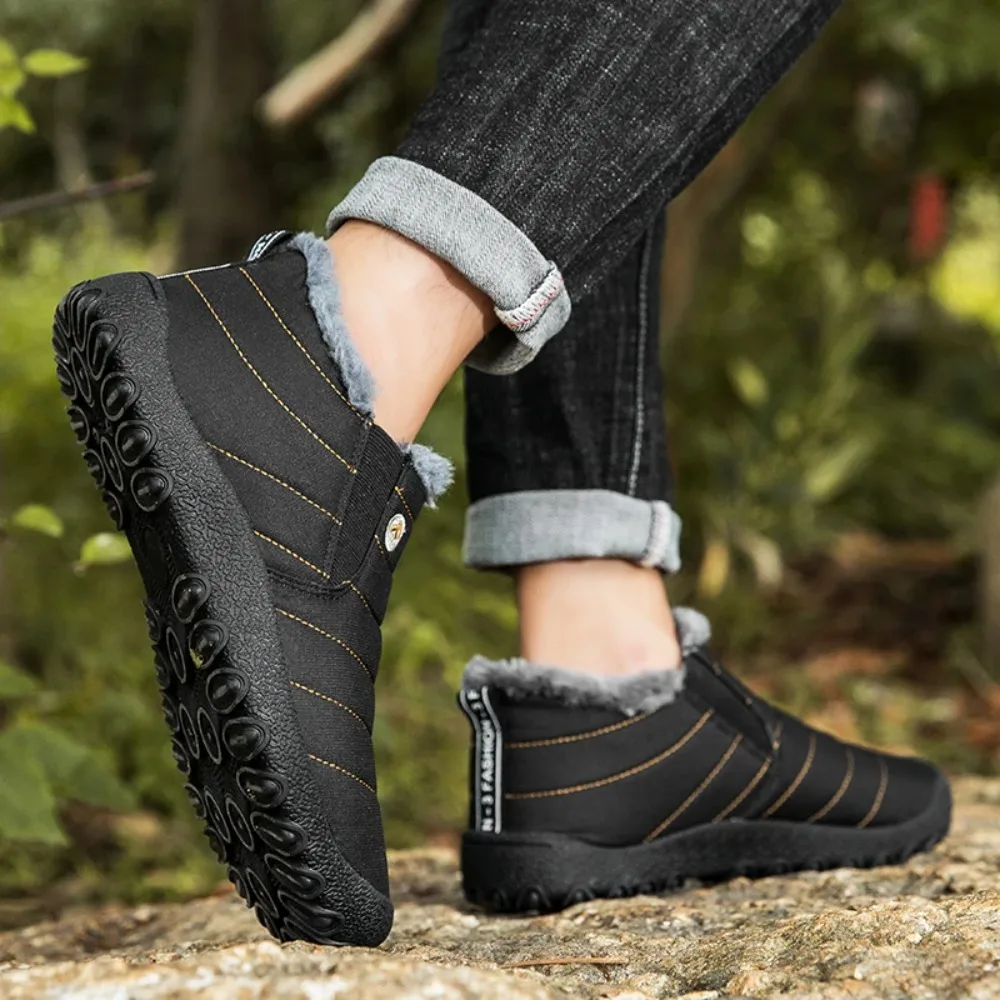 زوجين الأحذية الدافئة وسميكة معزولة في الهواء الطلق أحذية قطنية كبيرة الحجم المضادة للانزلاق وارتداء مقاومة أفخم الرجال أحذية عالية الجودة