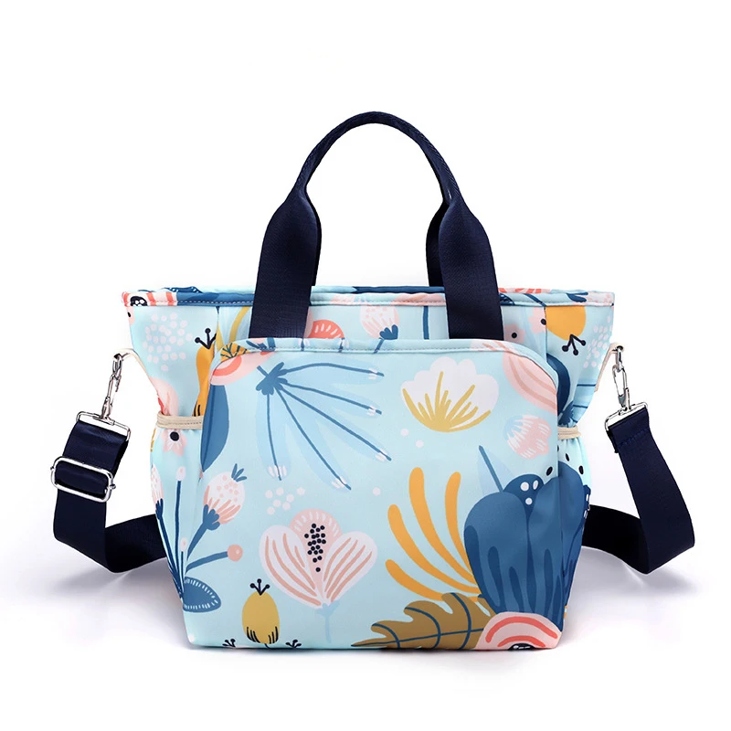 

Модная сумка для мамы через плечо, водонепроницаемая сумка для подгузников, большая сумка для хранения предметов первой необходимости для ухода за ребенком.