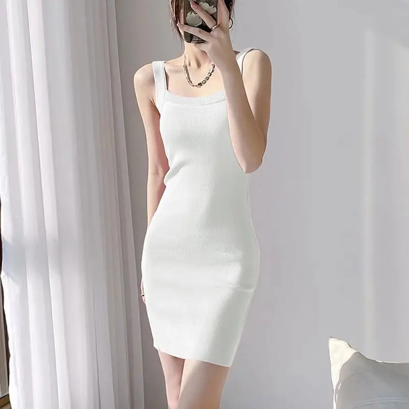 Summer New Spicy Girl Tight Sexy Wrapped Hip Tank Dress Women Solid U-neck Patchwork Elastic Fashion Simple Sleeveless Dresses