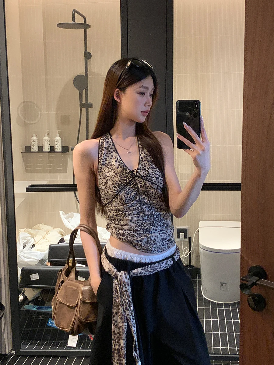 

Red Celebri Store Strap Vest Women's New 2025 Summer Outdoor Wear Beautiful Ba Spicy Girl Clothing Leopard Print Svele...