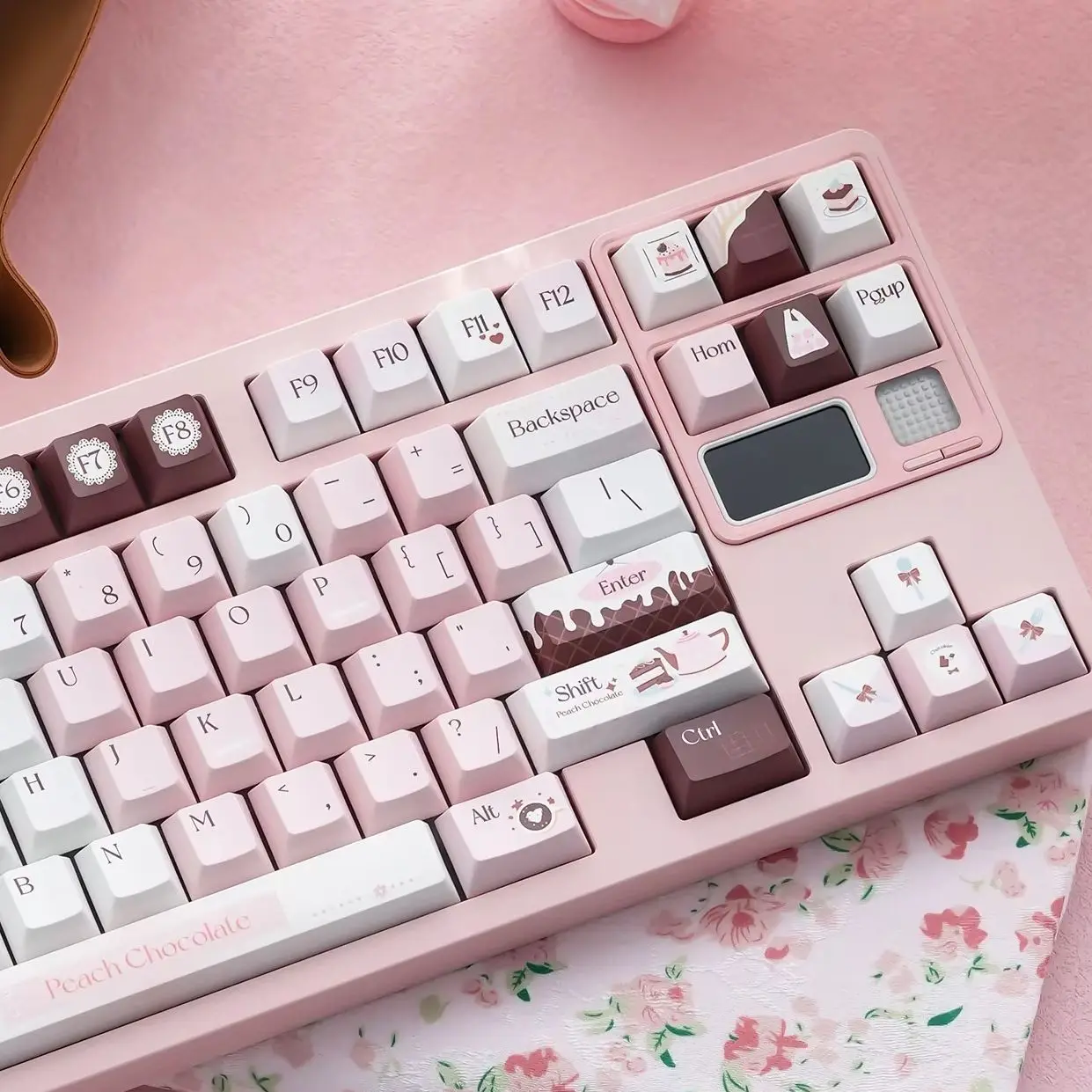 Pink Chocolate Theme Keycaps Set PBT Sublimation Keyboard Caps Customized FOA Cherry Profile Keycaps for Mechanical Keyboard