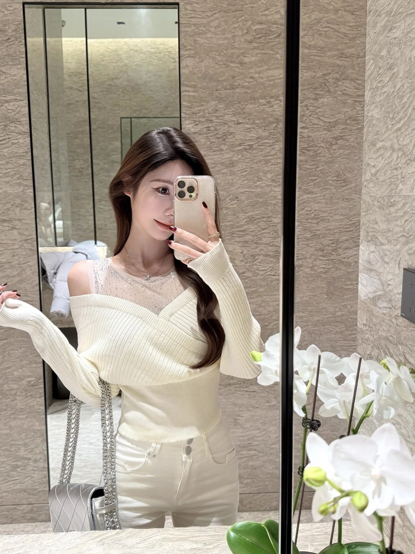 White Lace Drill Shoulder Knitted Sweater Women's Autumn Winter Slim Fit Pure Desire Inner Wear Base Top French Style Soft