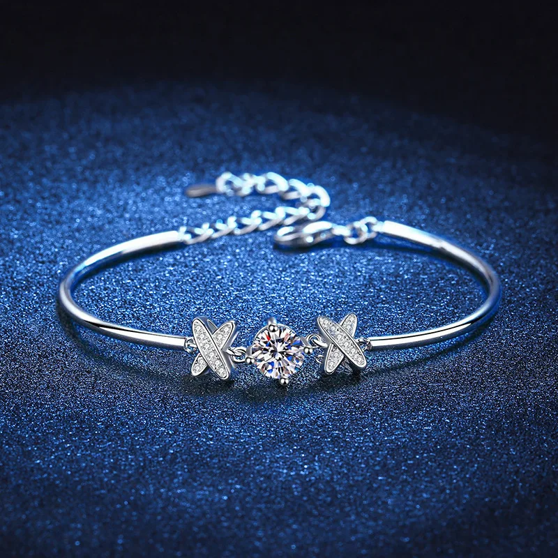 Hot Selling Platinum PT950 18K Gold Bracelet Plated with PT950 Korean Version Bowtie Bracelet, 1 Carat Moissanite Bracelet