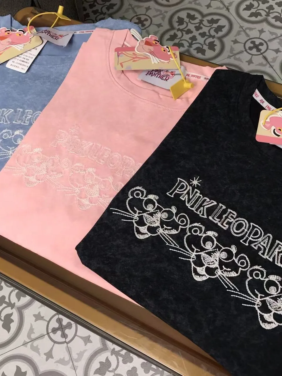 

Новая летняя модная женская студенческая футболка с коротким рукавом, вышивкой в виде головы леопарда и тремя вышивками, из хлопка, в корейском стиле, с круглым вырезом