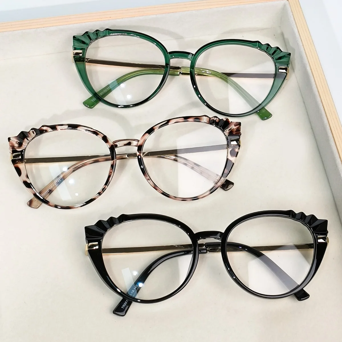 Katzenaugen-Brille, Retro-Computerbrille mit klaren Gläsern, trendige Party für Damen und Herren, Freizeit