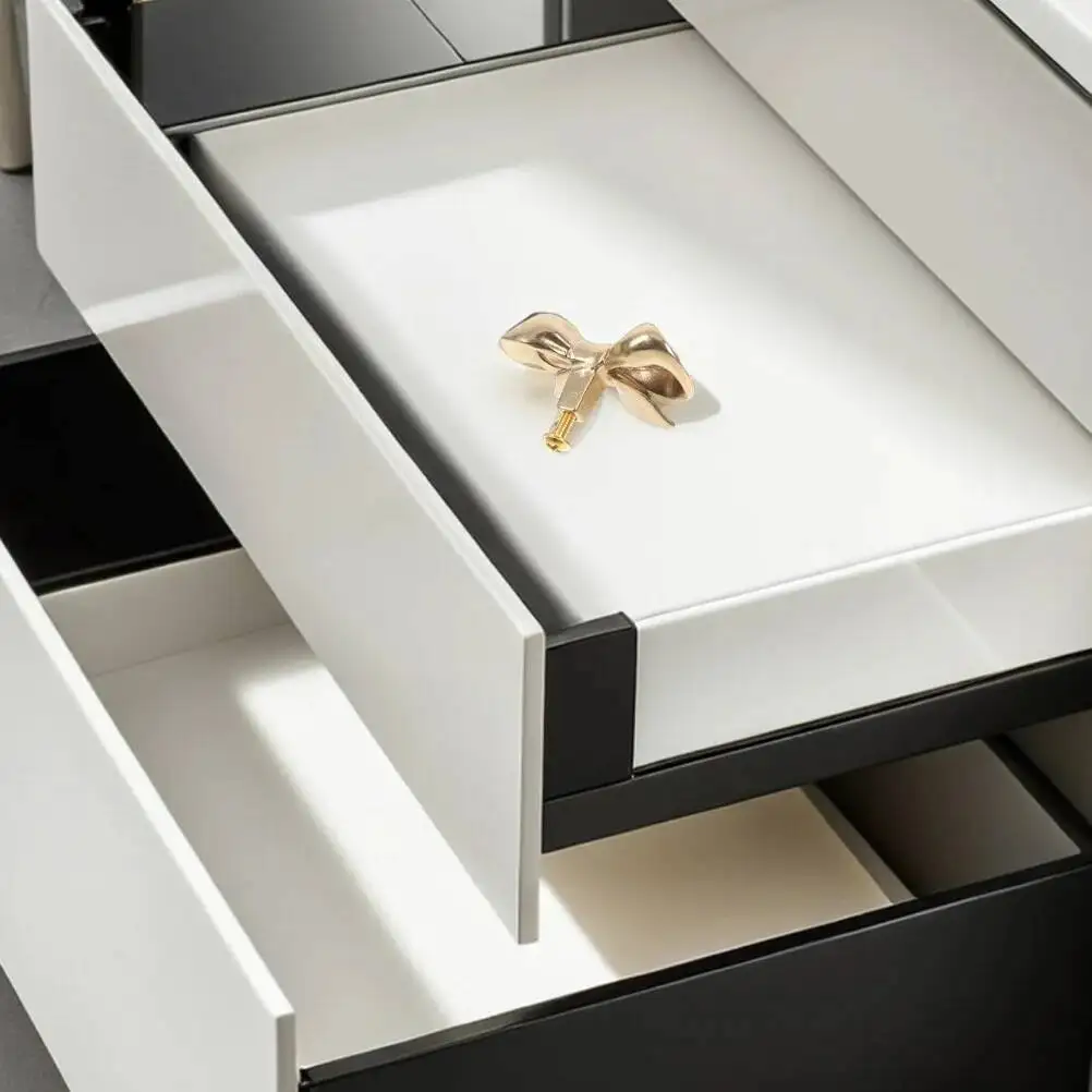 

Brass Bowknot Shaped Knob Vintage Style Decorative Drawer Pull Bow For Cabinets Cabinet Door Handle